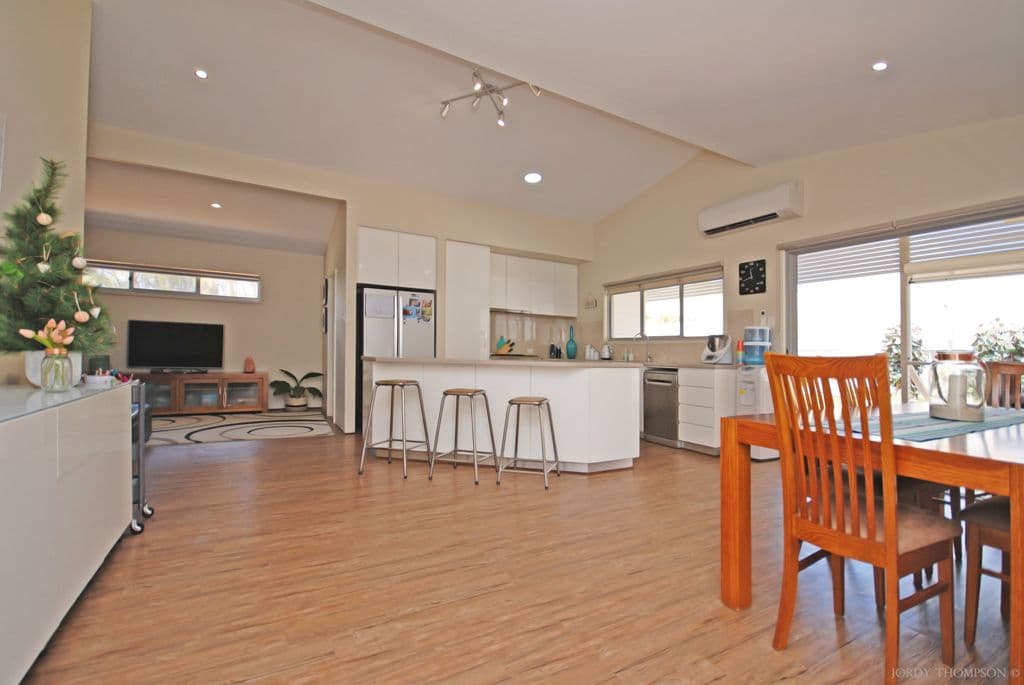 20 Seaward Drive, Jurien Bay WA 6516, Jurien Bay - Thumbnail 2