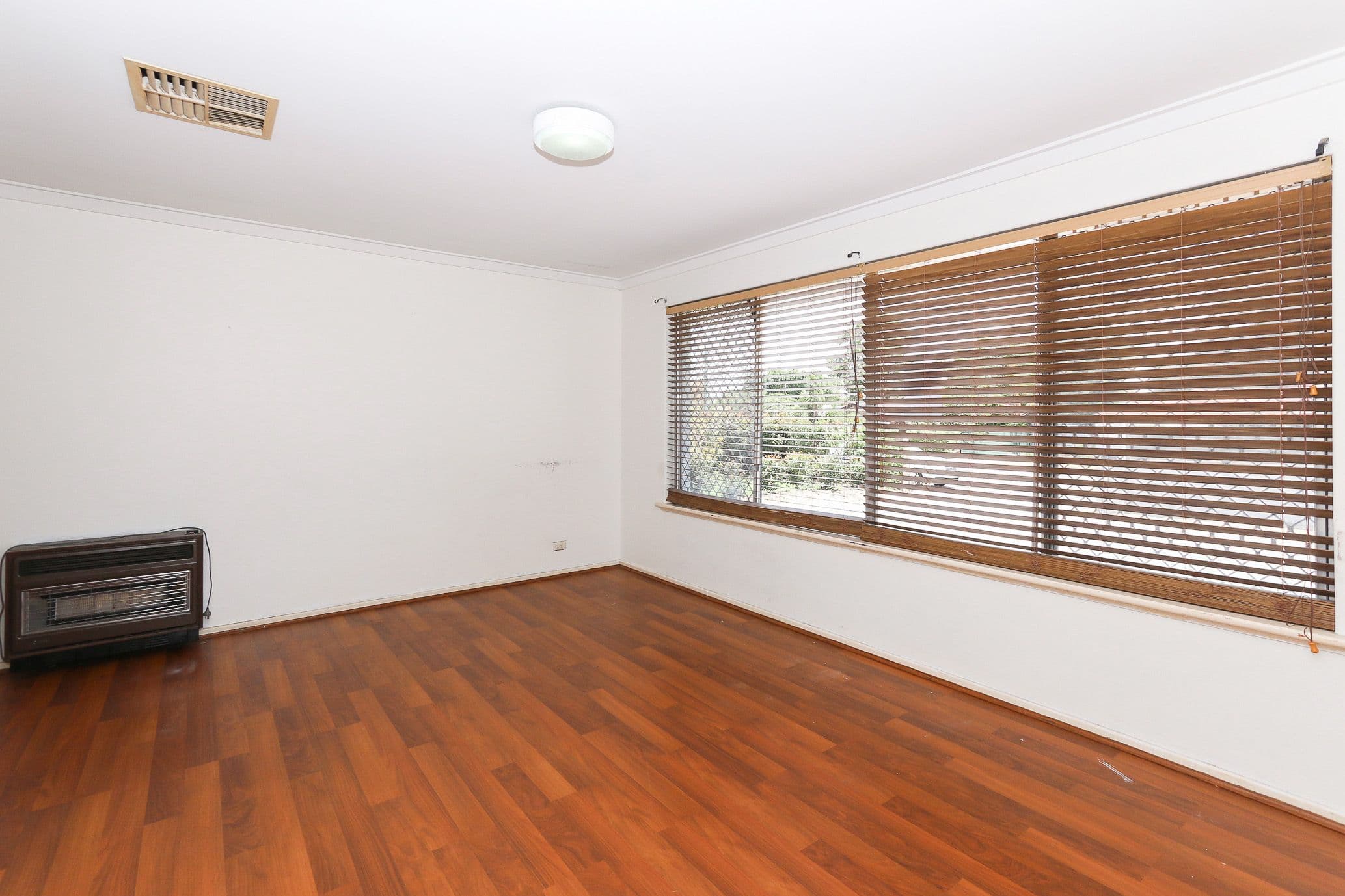 10 Matilda Street, Huntingdale WA 6110, Huntingdale - Thumbnail 5