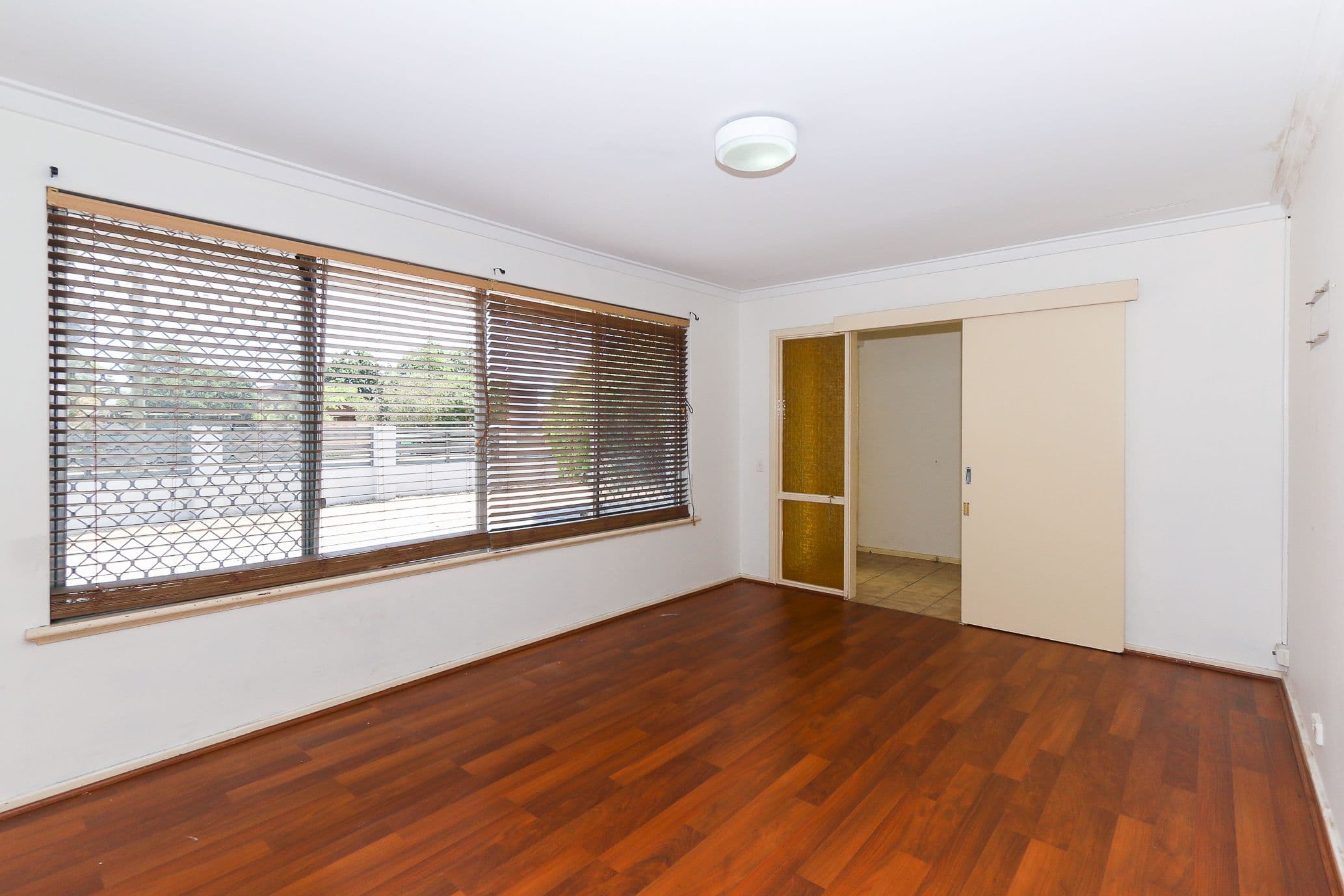 10 Matilda Street, Huntingdale WA 6110, Huntingdale - Thumbnail 3