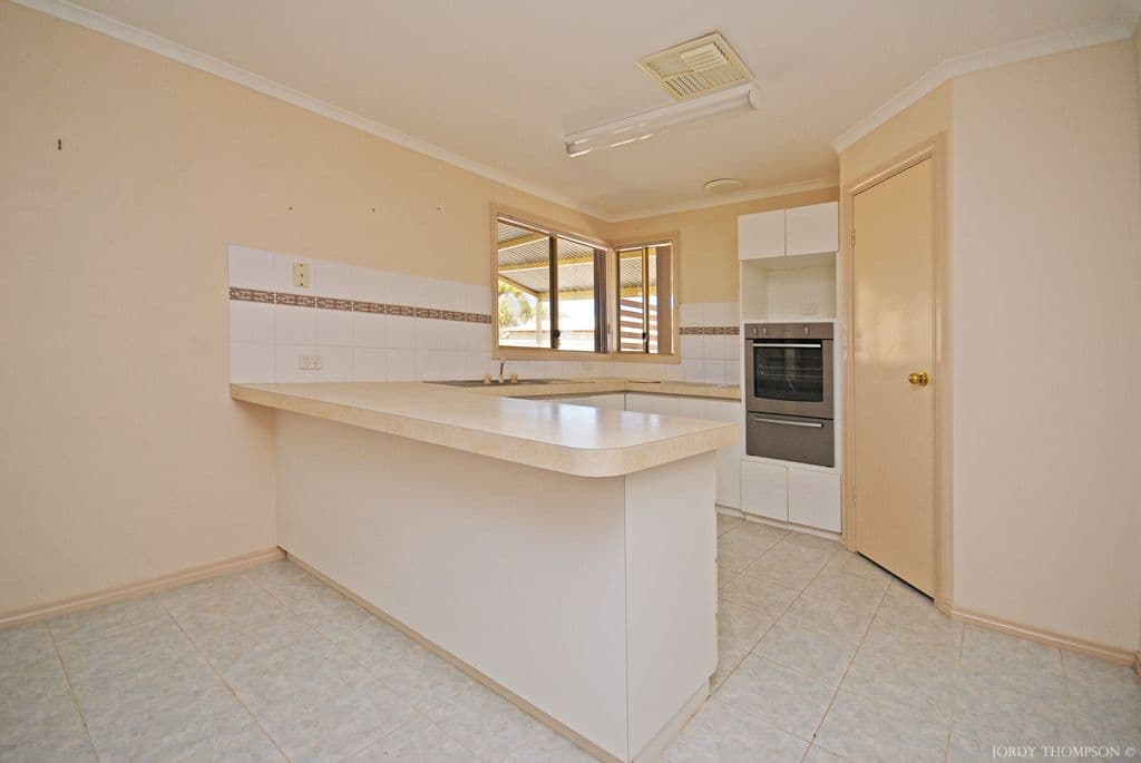 11 Shearwater Drive, Jurien Bay WA 6516, Jurien Bay - Thumbnail 4