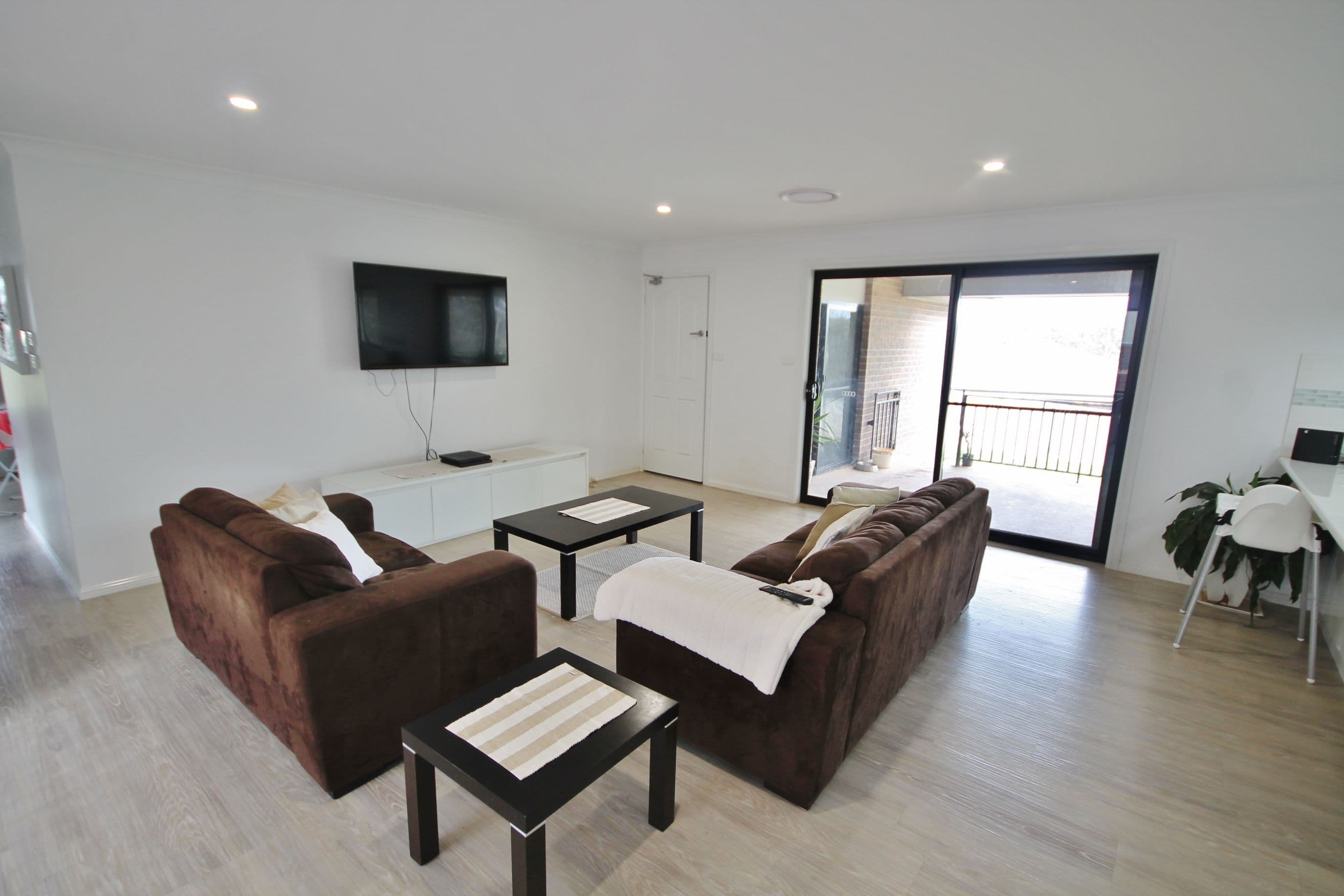 46 Jordan Place, Young - Thumbnail 5