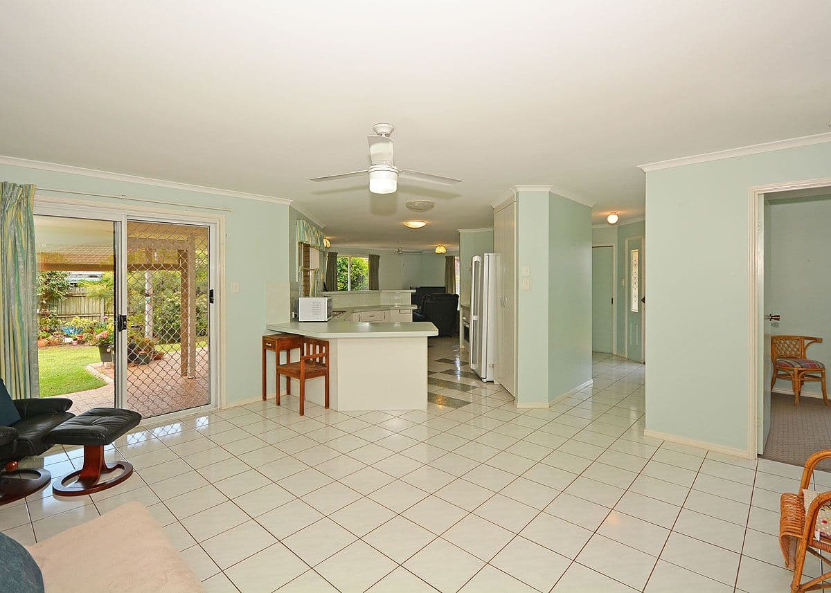 16 Masters Court, Urraween QLD 4655, Urraween - Thumbnail 3