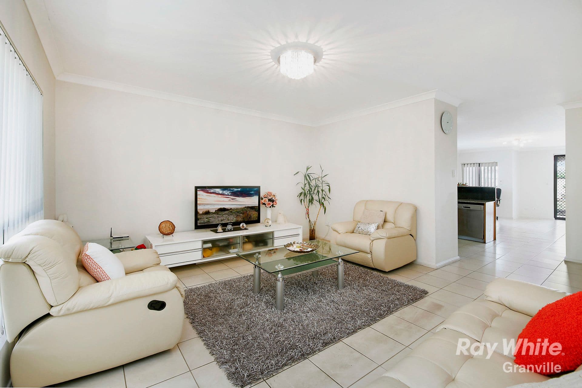 2 Markey Street, Guildford - Thumbnail 2