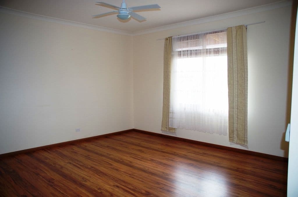 39 Cucumunga Street, Renmark SA 5341, Renmark West - Thumbnail 6