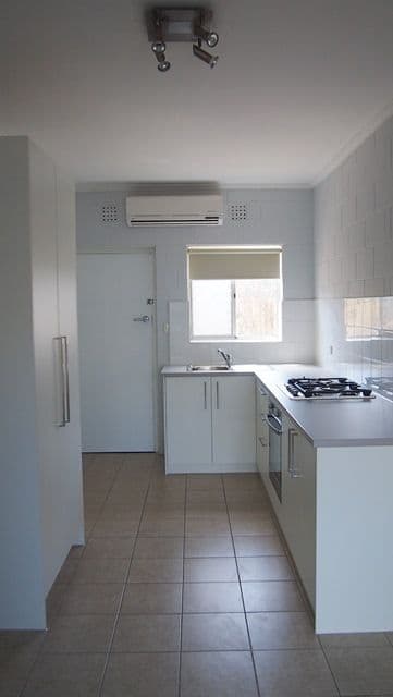 3/7 Renwick Street, West Beach SA 5024, West Beach - Thumbnail 2