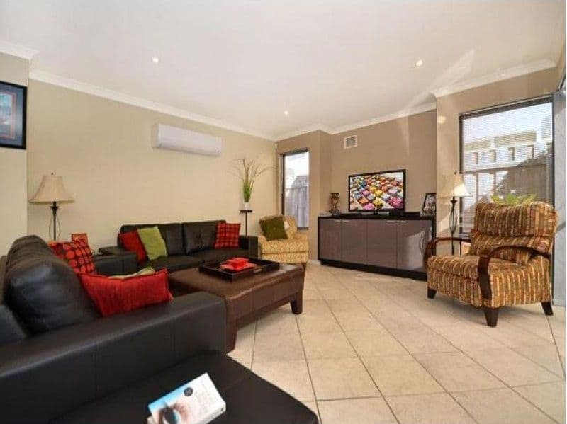 98 Flora Terrace, North Beach WA 6020, North Beach - Thumbnail 3
