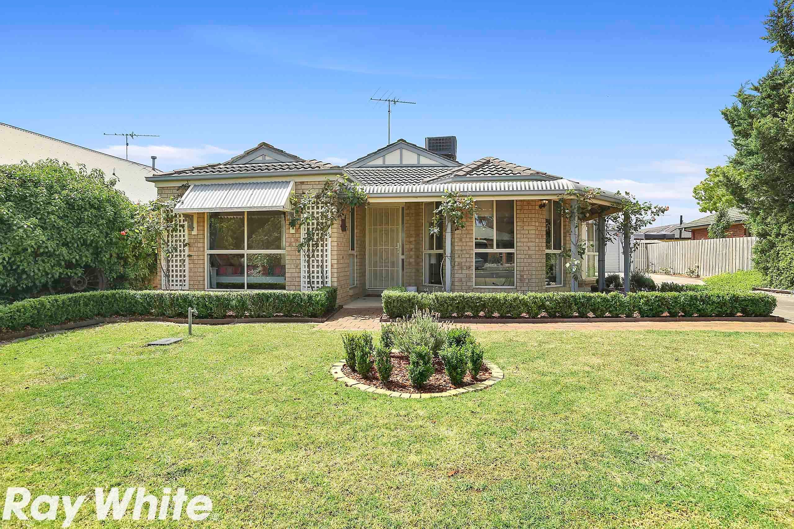 11 Sherwood Grove, Lara VIC 3212, Lara - Image 1