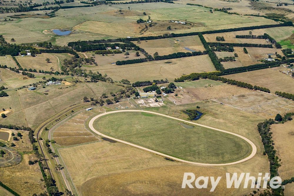 230 Wildwood Road, Whittlesea VIC 3757, Whittlesea - Thumbnail 2