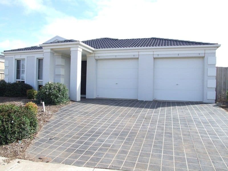 10 Tawriffic Street, Kurunjang VIC 3337, Kurunjang - Image 1