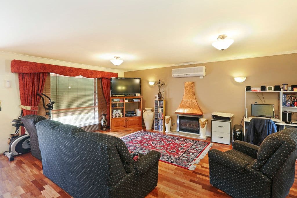 7 Marilyn Close, Corio VIC 3214, Corio - Thumbnail 2