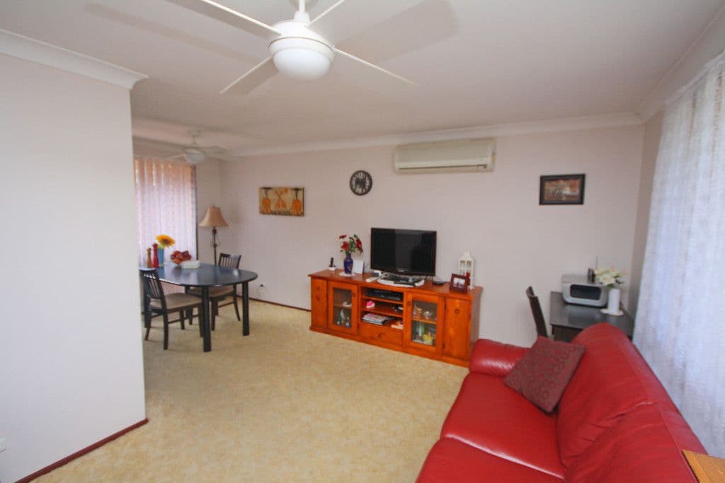 211 Oxford Road, Ingleburn NSW 2565, Ingleburn - Thumbnail 3