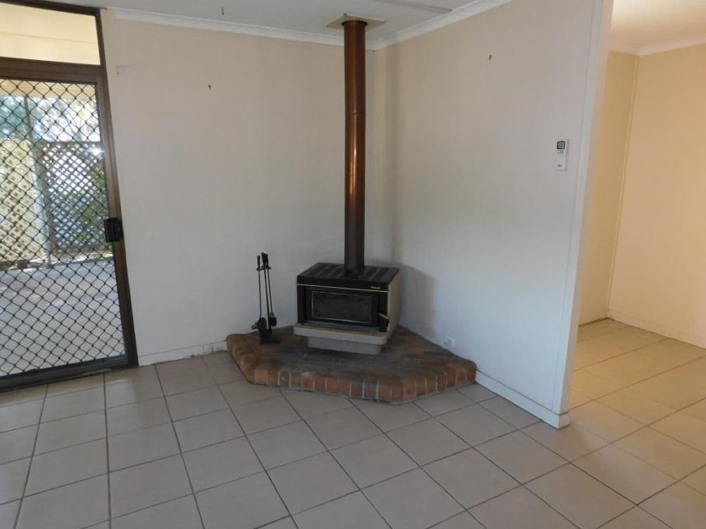52 Brisbane Street, Nanango QLD 4615, Nanango - Thumbnail 6