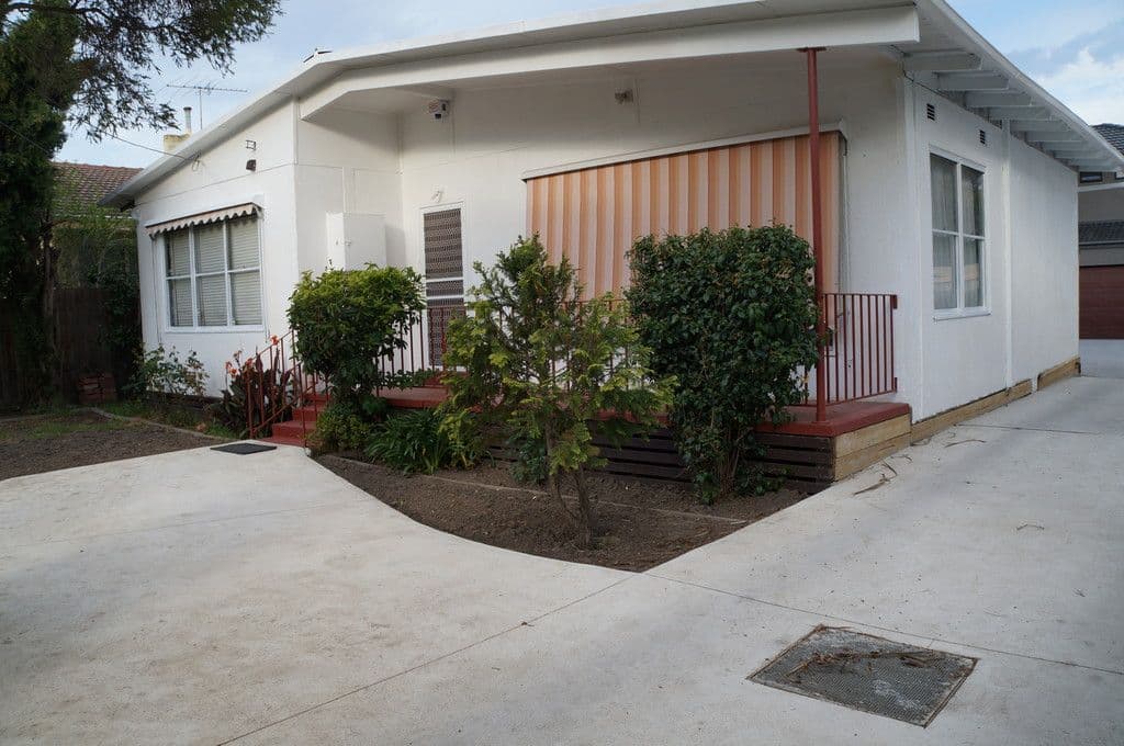 4 Seston Street, Reservoir VIC 3073, Reservoir - Image 1