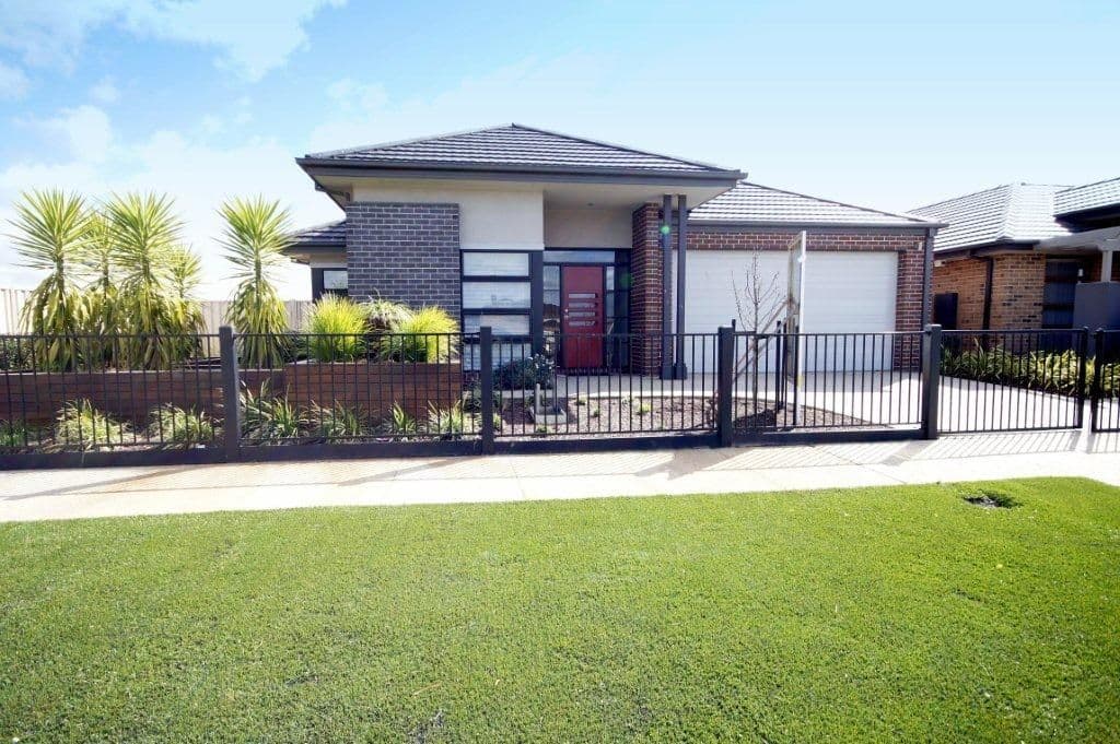 7 Caversham Drive, Pakenham VIC 3810, Pakenham - Image 1