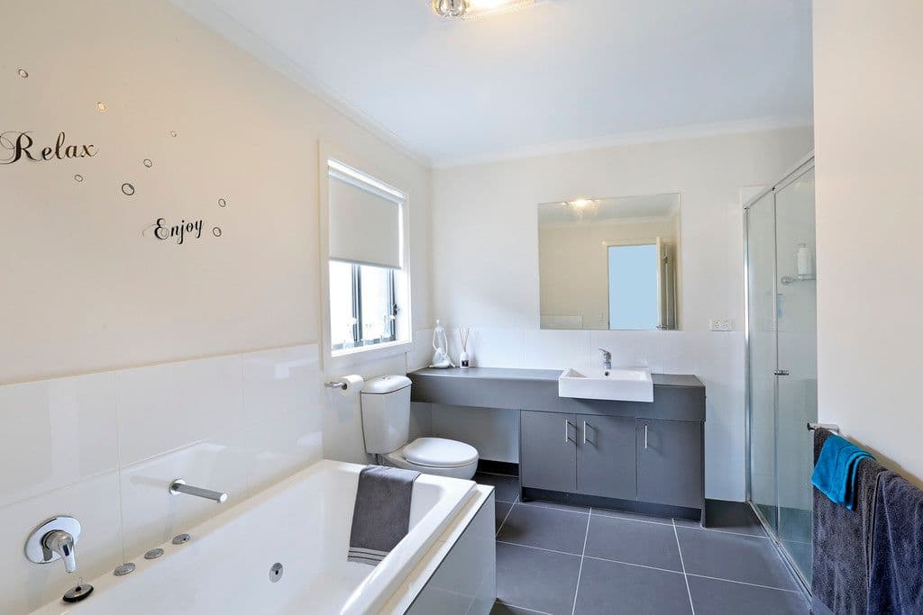 24 Nankeen Avenue, LARA VIC 3212, Lara - Thumbnail 7