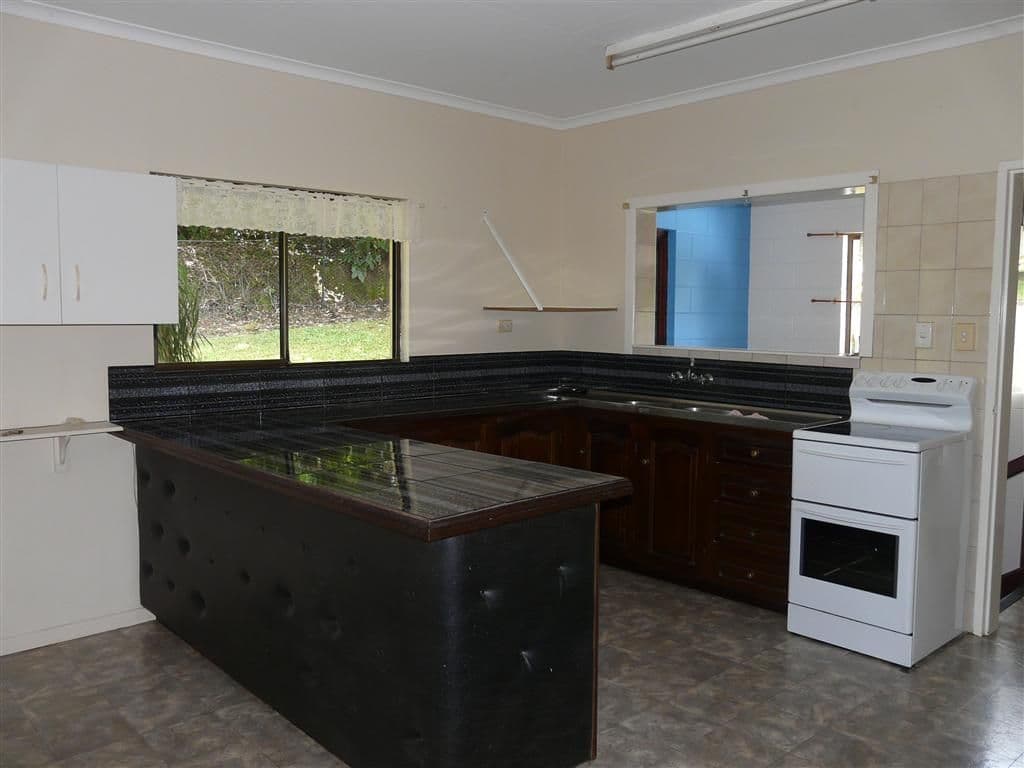 29 Heavey Street, East Innisfail QLD 4860, East Innisfail - Thumbnail 2