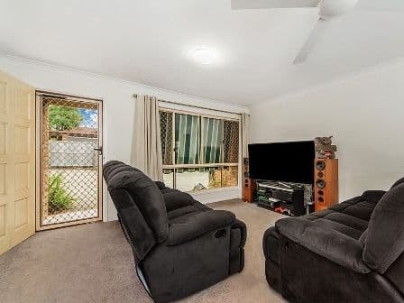 5 Paul Court, Carrara QLD 4211, Carrara - Thumbnail 2