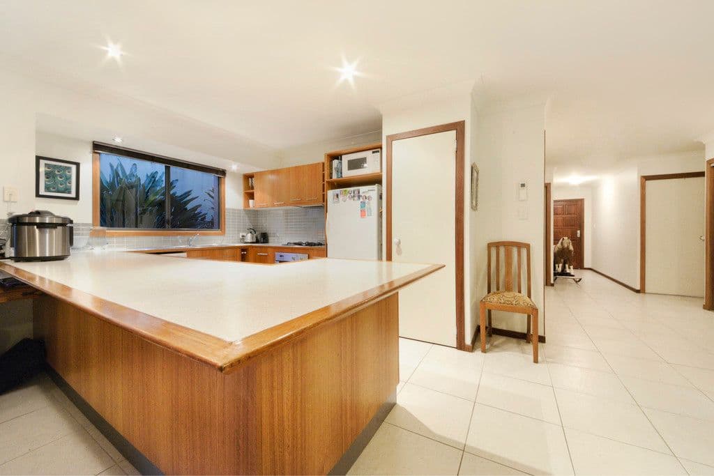 12 Wills Court, Cannonvale QLD 4802, Cannonvale - Thumbnail 4