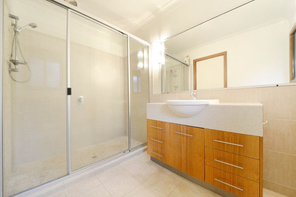 12 Wills Court, Cannonvale QLD 4802, Cannonvale - Thumbnail 7