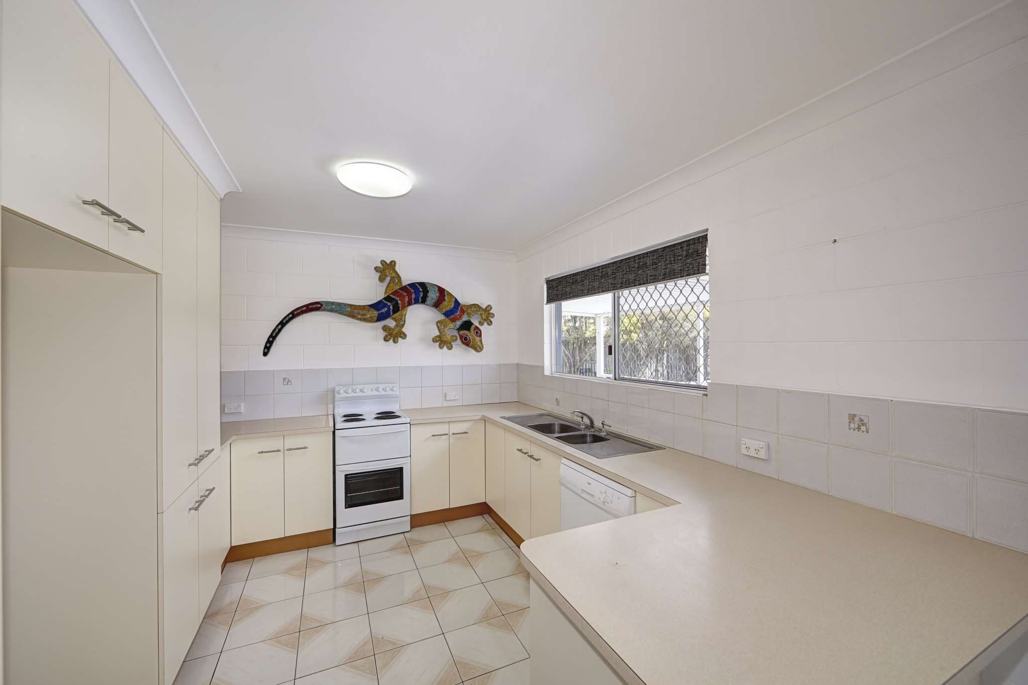 12 Kinghorn Street, Kalkie QLD 4670, Kalkie - Thumbnail 7