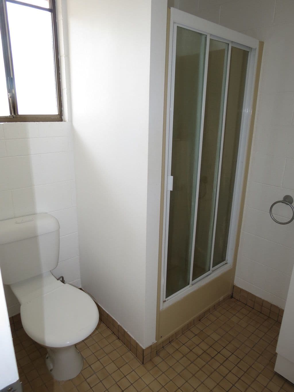23 Martin Place, Emerald QLD 4720, Emerald - Thumbnail 7