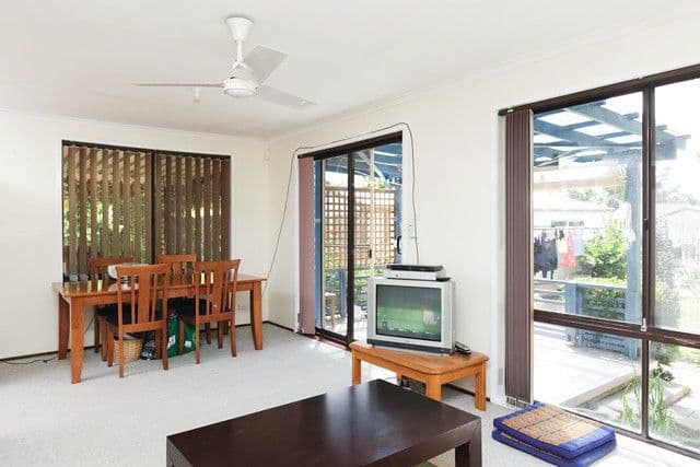 22b Kneeshaw Street, MONASH ACT 2904, Monash - Thumbnail 3