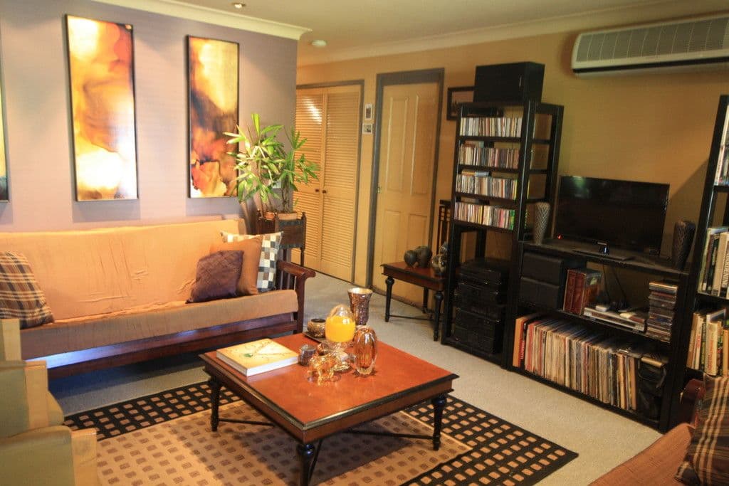 131 Harrow Road, Glenfield - Thumbnail 2
