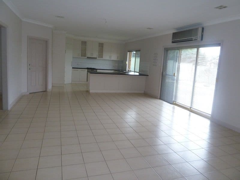 2 Eyre Court, Mount Gambier SA 5290, Mount Gambier - Thumbnail 2