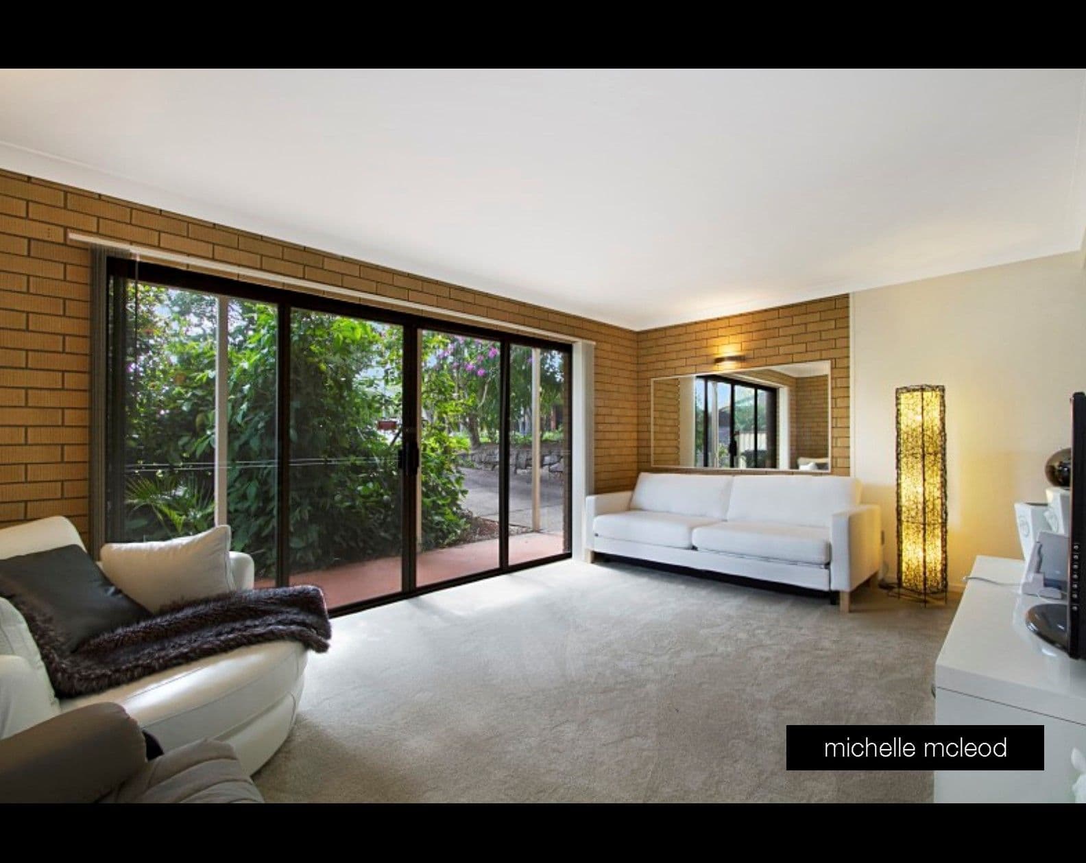21 Mondra Street, Kenmore QLD 4069, Kenmore Hills - Thumbnail 3