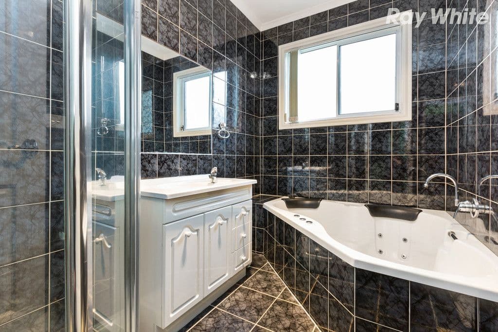 4 Nockolds Crescent, Noble Park VIC 3174, Noble Park - Thumbnail 5