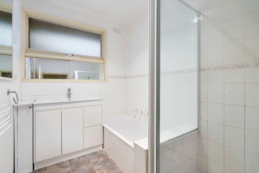 2 Liddell Court, Mount Waverley VIC 3149, Mount Waverley - Thumbnail 7