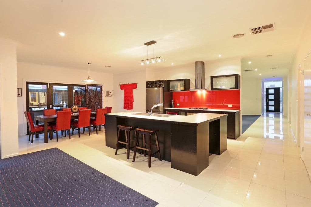 2 Primlea Court, Corio VIC 3214, Corio - Thumbnail 2