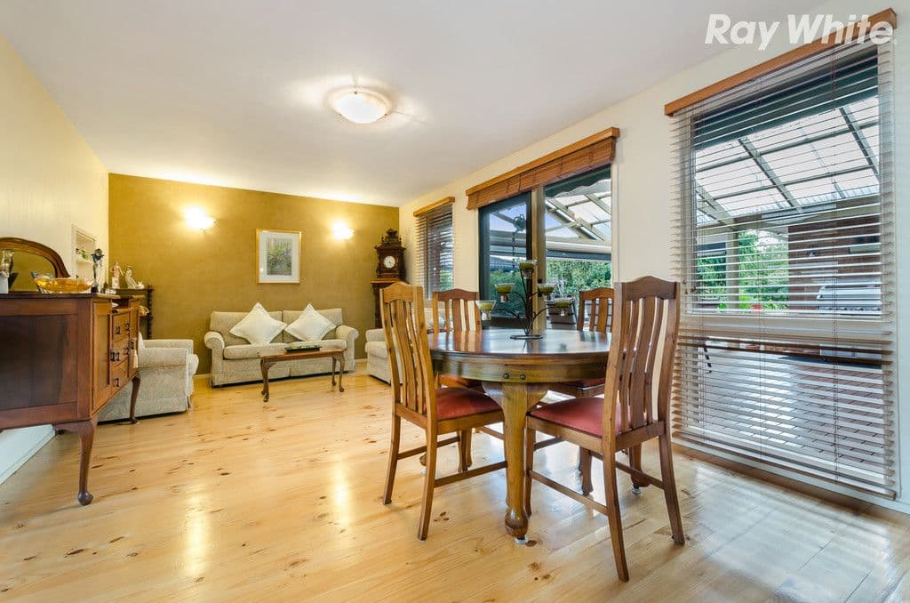 111 Berrabri Drive, Scoresby VIC 3179, Scoresby - Thumbnail 2