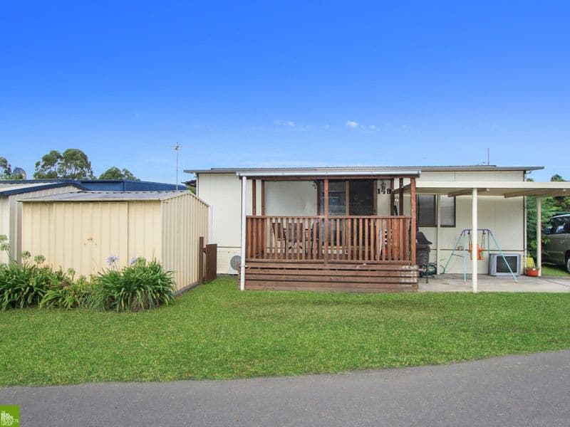 4 Woodrow Place, Figtree NSW 2525, Figtree - Image 1