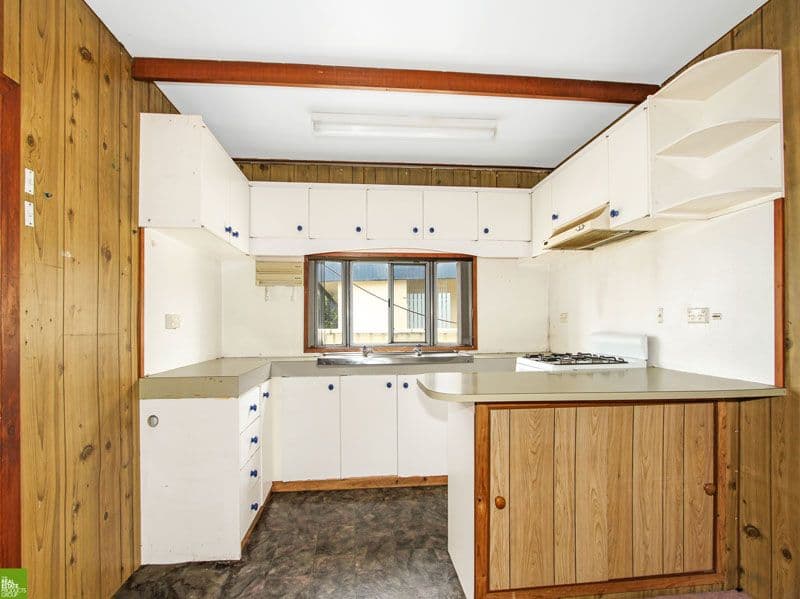 4 Woodrow Place, Figtree NSW 2525, Figtree - Thumbnail 2