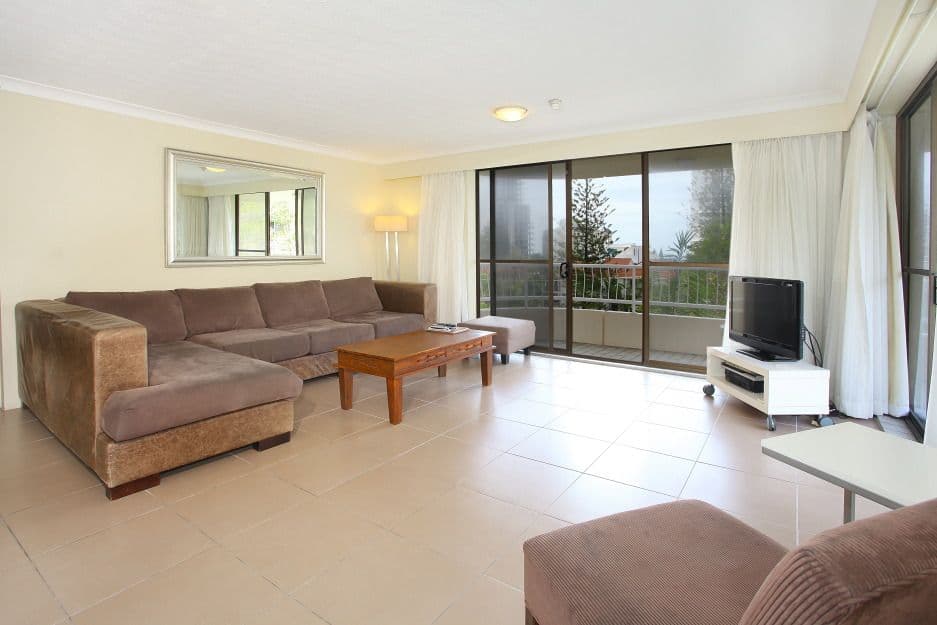 18 'Capricornia' 121 Surf Parade, Broadbeach QLD 4218, Broadbeach - Thumbnail 4