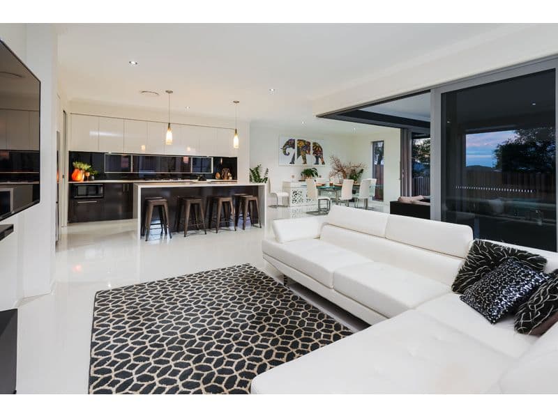 122 Ridgeview Street, Carindale QLD 4152, Carindale - Thumbnail 3
