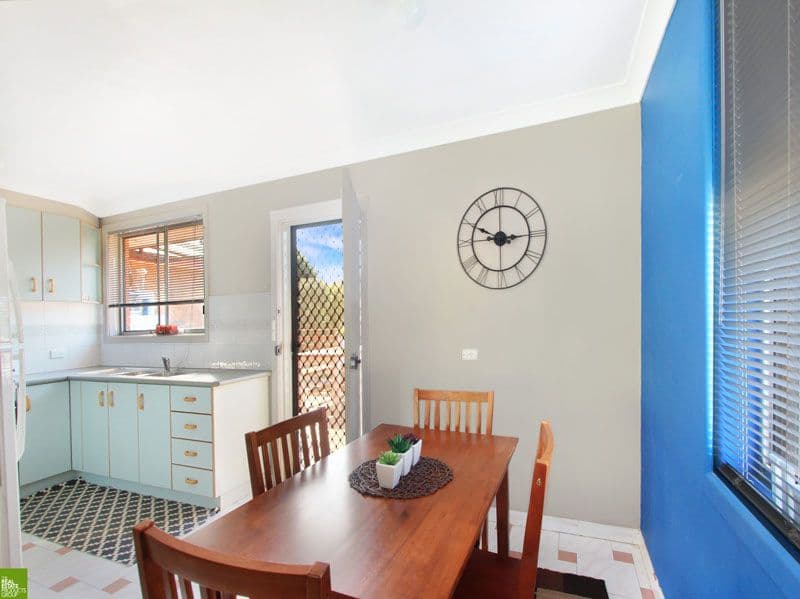 6 Roycroft Avenue, Mount Warrigal - Thumbnail 5
