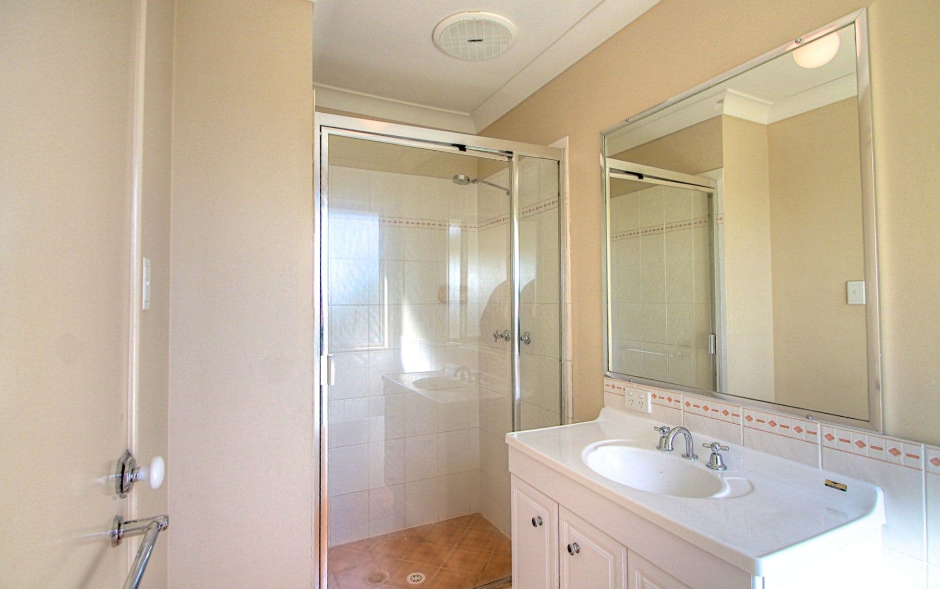 9 Dewhurst Crescent, Raceview QLD 4305, Raceview - Thumbnail 8