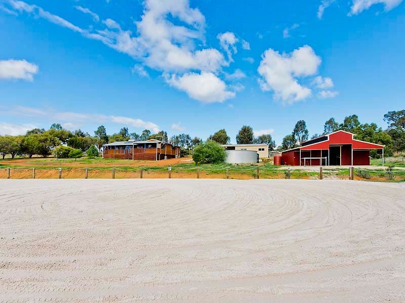 300 Ashmere Drive, Bullsbrook WA 6084, Bullsbrook - Thumbnail 2