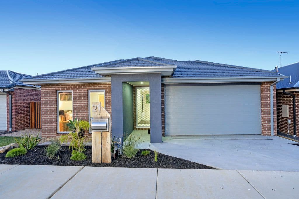 21 Rise Avenue, Armstrong Creek VIC 3217, Armstrong Creek - Image 1