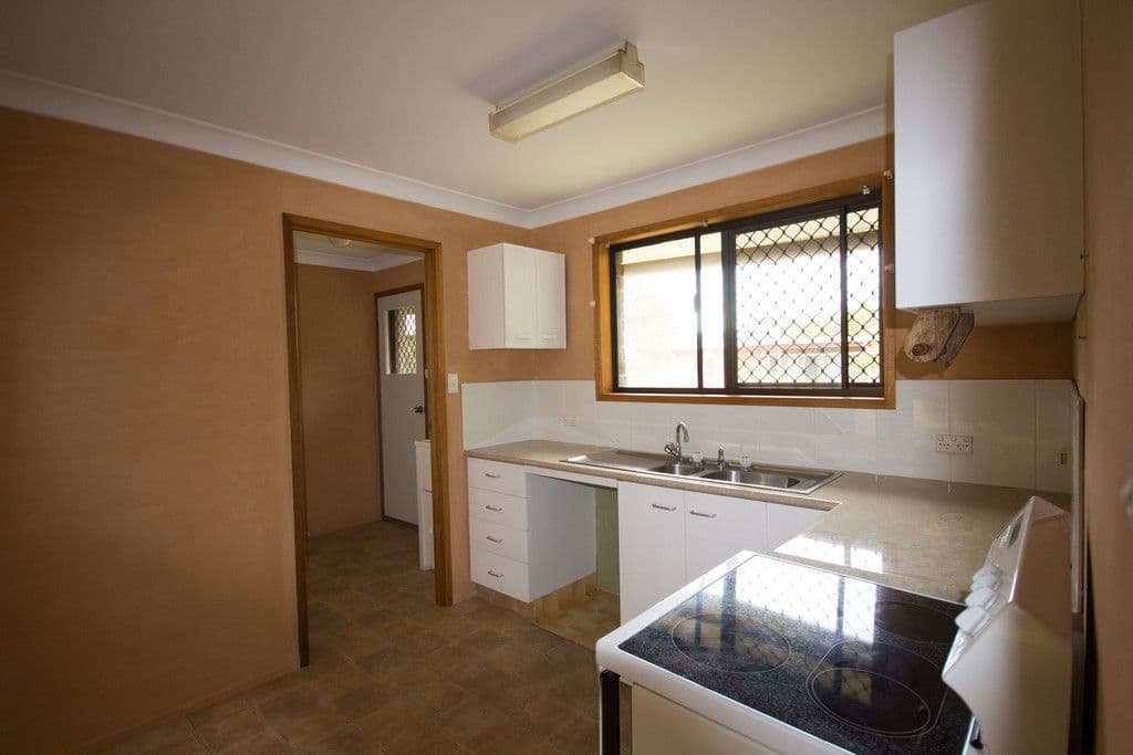 12 Athol Street, Harlaxton QLD 4350, Harlaxton - Thumbnail 4