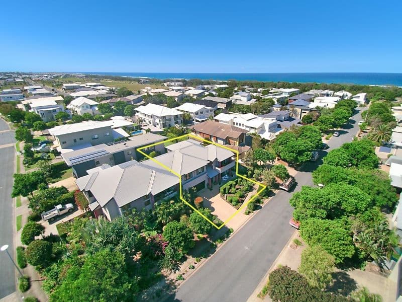 1 Clara Lane, Casuarina - Image 1
