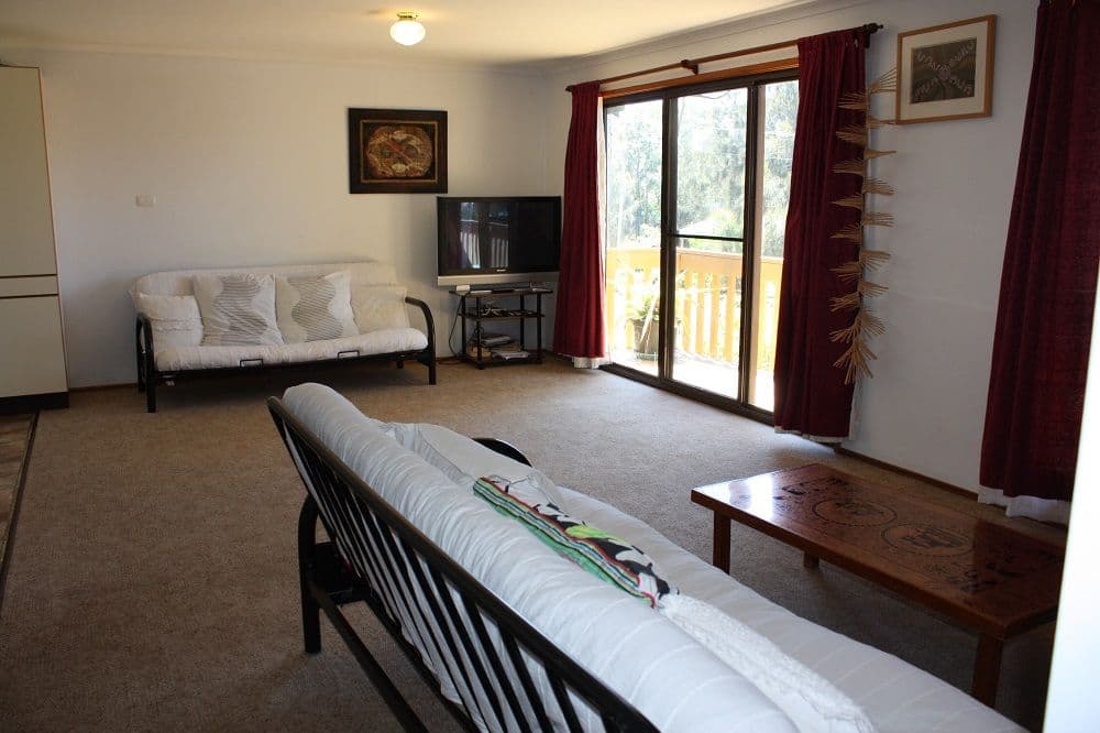196 Dukes Road, LAKE ALBERT NSW 2650, Lake Albert - Thumbnail 5