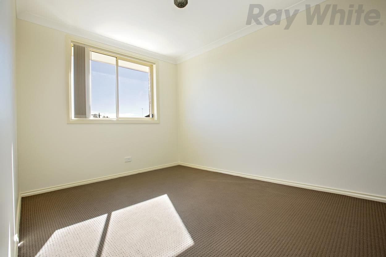 13a Aukane Street, Green Valley NSW 2168, Green Valley - Thumbnail 5