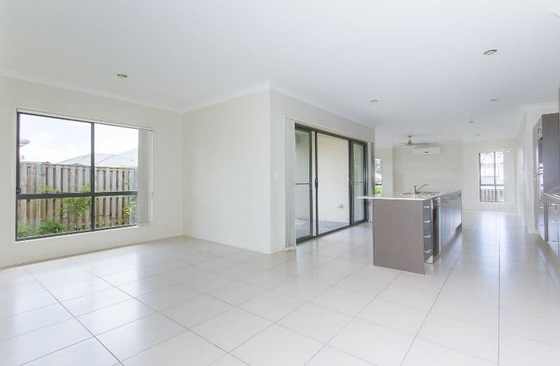 14 Dayflower Street, Upper Coomera QLD 4209, Upper Coomera - Thumbnail 3
