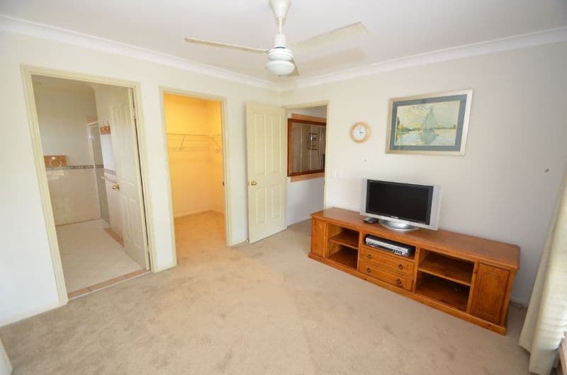 2 County Close, Parkwood QLD 4214, Parkwood - Thumbnail 3