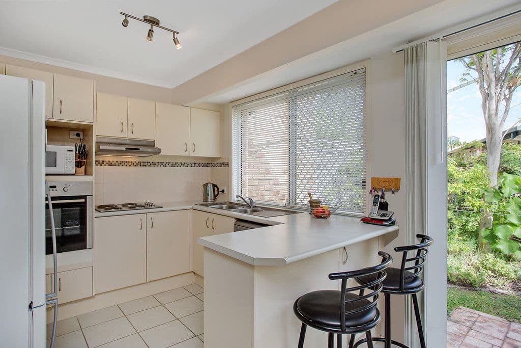 23 Thorngate Drive, Robina QLD 4226, Robina - Thumbnail 2