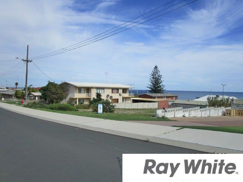 1/8 Greensell Street, Bunbury WA 6230, Bunbury - Thumbnail 2
