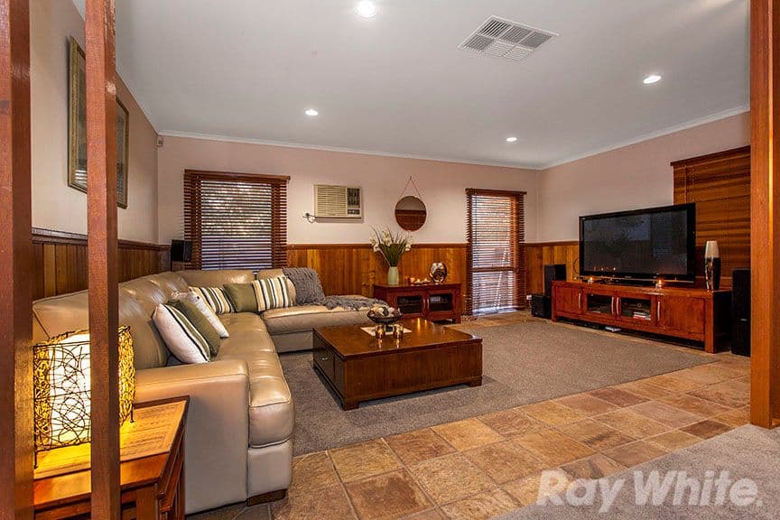 5 Howqua Court, Warranwood VIC 3134, Warranwood - Thumbnail 5